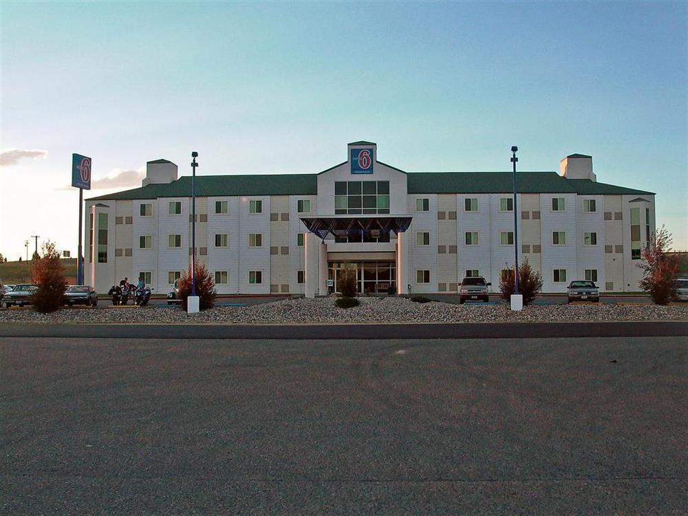 Red Lion Inn & Suites Butte Exterior photo